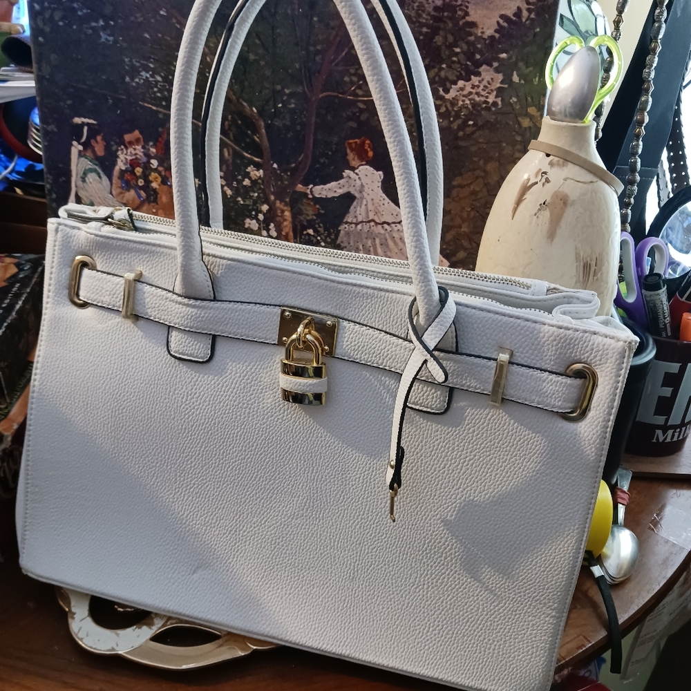 Dasein👜Leather Satchel Bag Gold Hardware,Leather Bag,Lock & 🔑 - Picture 16 of 16